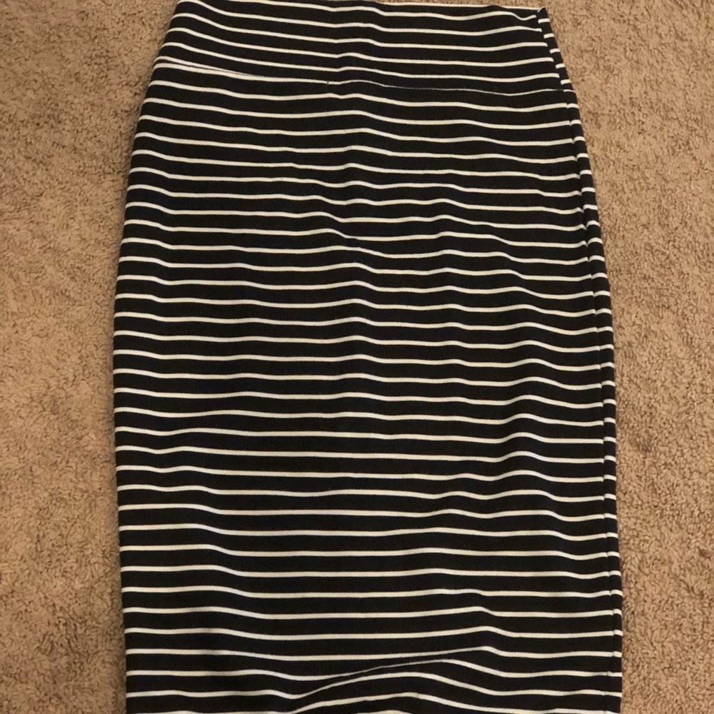 Striped pencil skirt